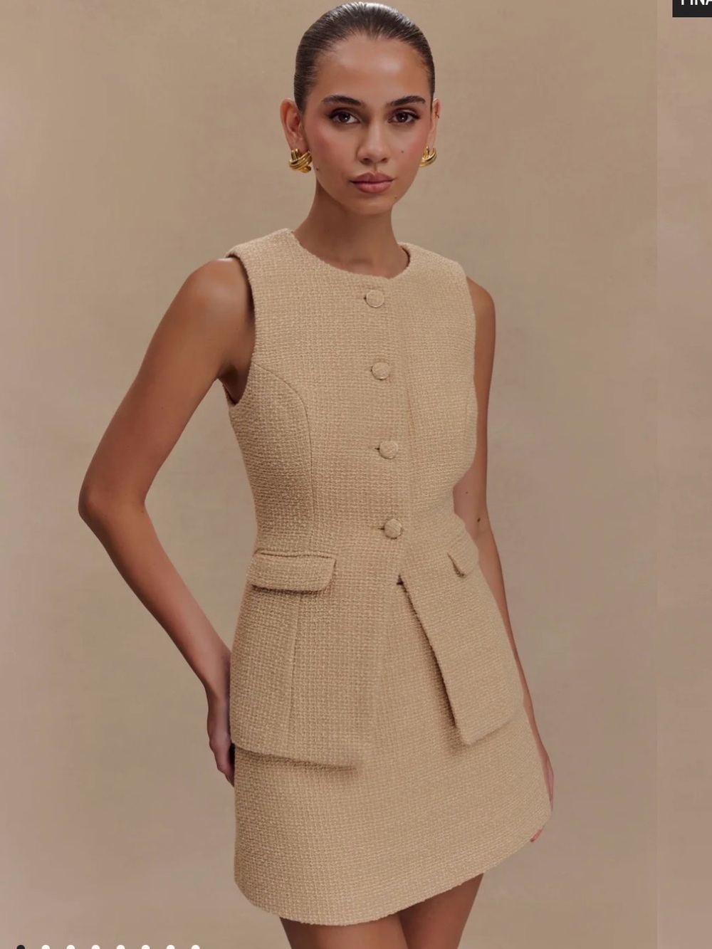 NWT Meshki Beige Tweed Sleeveless Vest Medium